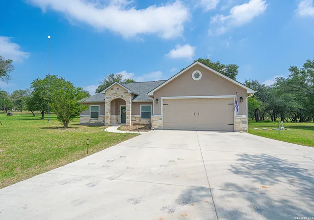 Homes for sale in Natalia, TX | 521 County Road 6868 E, Natalia, TX 78059 | MLS# 1994990