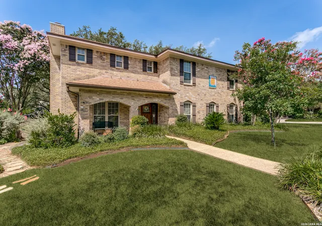 Photo 3 of Single family home for sale at 3715 Castle Crest St, San Antonio, TX 78230 | MLS# 1995000 | Listing updated on 2026-08-11