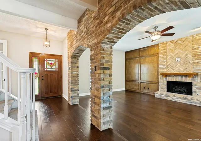 Photo 4 of Single family home for sale at 3715 Castle Crest St, San Antonio, TX 78230 | MLS# 1995000 | Listing updated on 2026-08-11