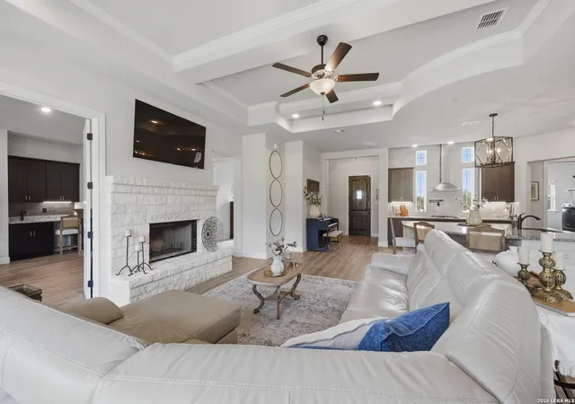 Photo 3 of Single family home for sale at 212 High Point Cir, Spring Branch, TX 78070 | MLS# 1995005 | Listing updated on 2026-09-14