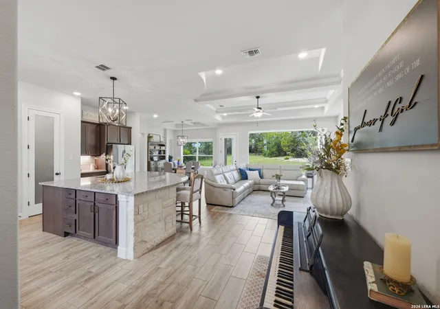 Photo 4 of Single family home for sale at 212 High Point Cir, Spring Branch, TX 78070 | MLS# 1995005 | Listing updated on 2026-09-24