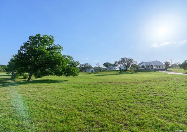 Homes for sale in Boerne, TX | 33 Lost Vly, Boerne, TX 78006 | MLS# 1995019