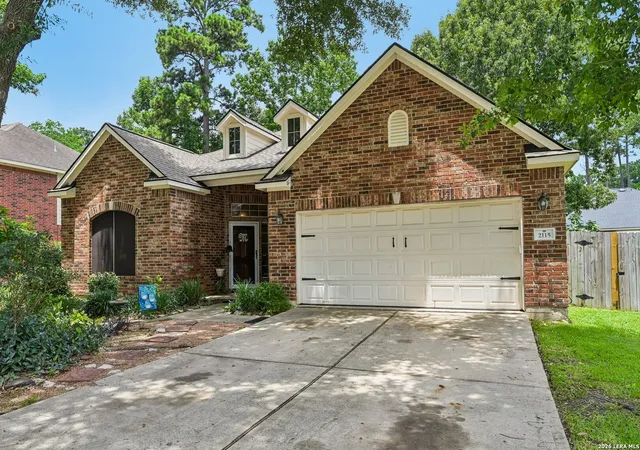 Homes for sale in Spring, TX | 2115 Chester Fort Dr, Spring, TX 77373 | MLS# 1995060