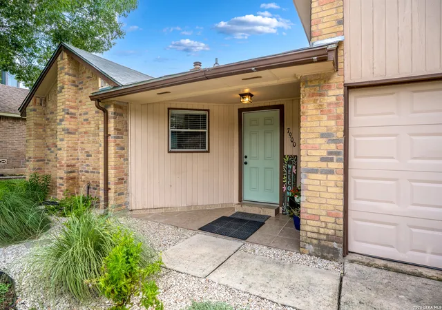 Homes for sale in Live Oak, TX | 7900 Forest Xing, Live Oak, TX 78233 | MLS# 1995106