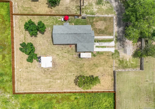 Homes for sale in Devine, TX | 523b Rossville, Devine, TX 78016 | MLS# 1995114
