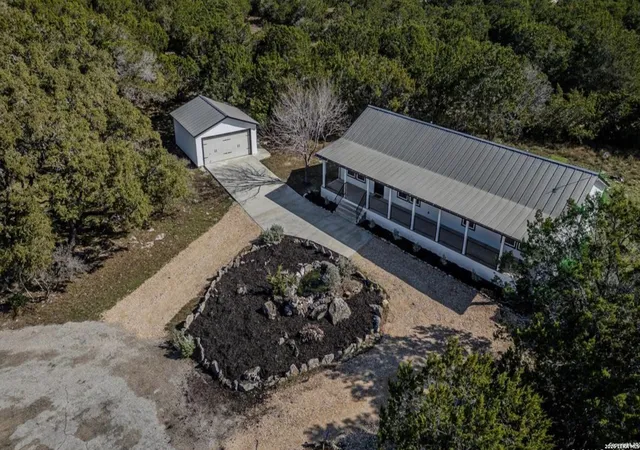 5th image of 1620 Green Meadow Ln, Spring Branch, TX 78070 | MLS# 1995118