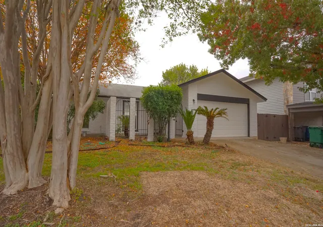 2nd image of 1306 S Ellison Dr, San Antonio, TX 78245 | MLS# 1995148