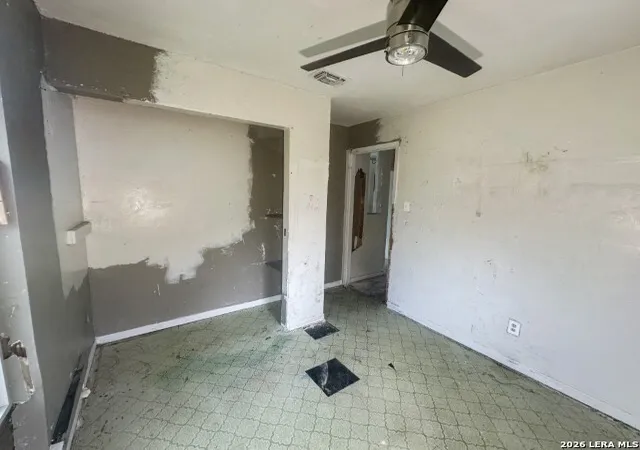 Photo 3 of Sale Pending at 11911 Alamo Blanco St, San Antonio, TX 78233 | MLS# 1995170 | Listing updated on 2026-08-12