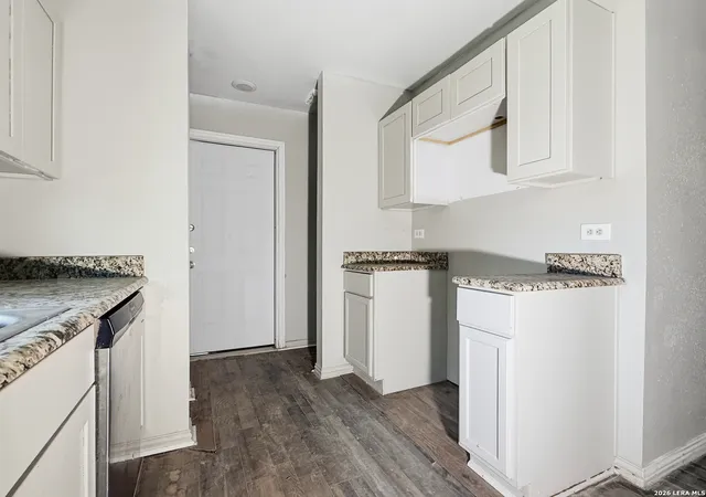 Photo 4 of Single family home for sale at 3270 Martin Luther King Dr, San Antonio, TX 78220 | MLS# 1995185 | Listing updated on 2026-09-11