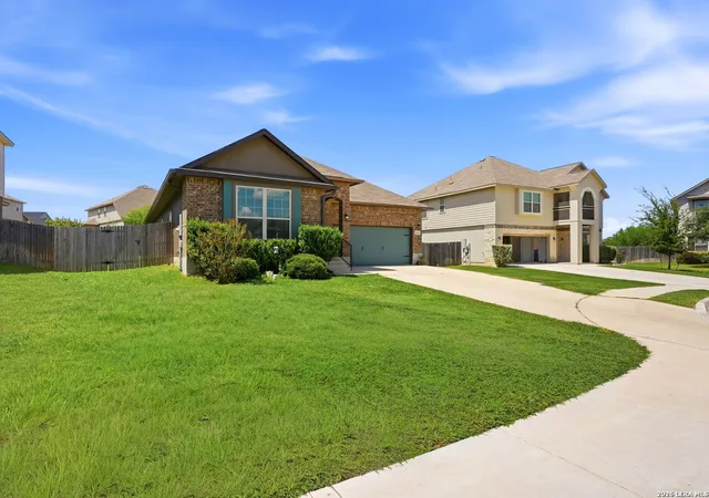 Photo 3 of Single family home for sale at 634 Saddle House, Cibolo, TX 78108 | MLS# 1995202 | Listing updated on 2026-09-23