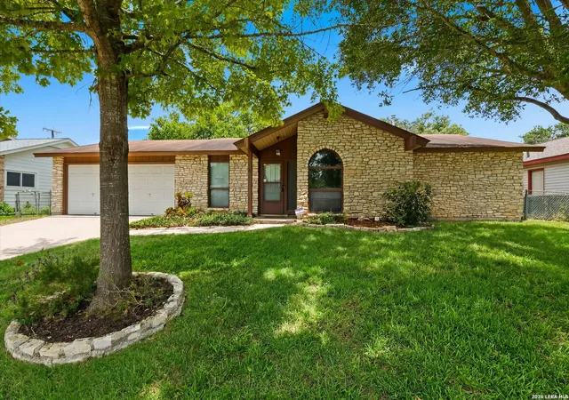 Homes for sale in Live Oak, TX | 7829 Village Oak Dr, Live Oak, TX 78233 | MLS# 1995243