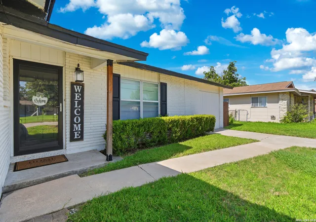 image of 5202 Coral Mist St, San Antonio, TX 78219 | MLS# 1995245