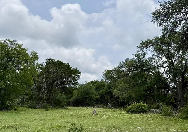 4th image of 2371 #B Rr 165, Dripping Springs, TX 78620 | MLS# 1995311
