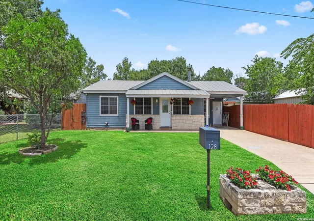 1st image of 128 Riverview Rd, Mc Queeney, TX 78123 | MLS# 1995312