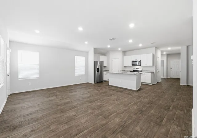 4th image of 845 Bahia Pl, Seguin, TX 78155 | MLS# 1995329