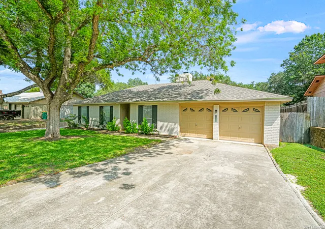 Homes for sale in Universal City, TX | 134 High Oak, Universal City, TX 78148 | MLS# 1995351