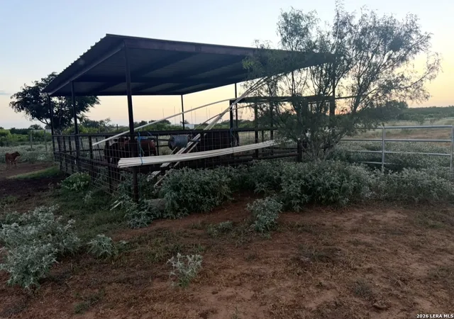 11th image of 4167 County Road 136, Floresville, TX 78114 | MLS# 1995353