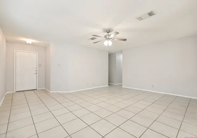 Homes for sale in San Antonio, TX | 9550 Bare Back Trail, San Antonio, TX 78250 | MLS# 1995367
