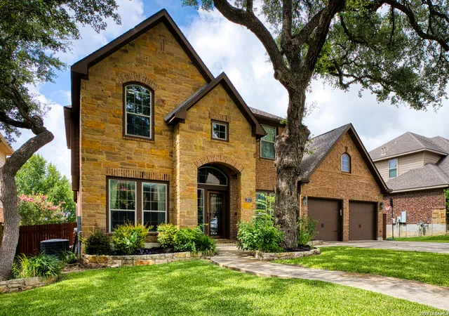 3rd image of 8810 Woodland Bnd, San Antonio, TX 78255 | MLS# 1995378