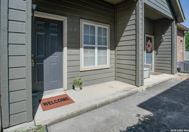 Photo 2 of Condo for sale at 157 Chapel Hill Cir #157, San Antonio, TX 78240 | MLS# 1995405 | Listing updated on 2026-09-01