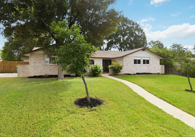Homes for sale in Universal City, TX | 13638 Oak Breeze, Universal City, TX 78148 | MLS# 1995419