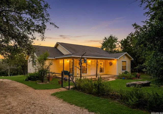 Photo 1 of Single family home for sale at 2765 Rocky Ridge Loop, Canyon Lake, TX 78133 | MLS# 1995422 | Listing updated on 2026-07-07