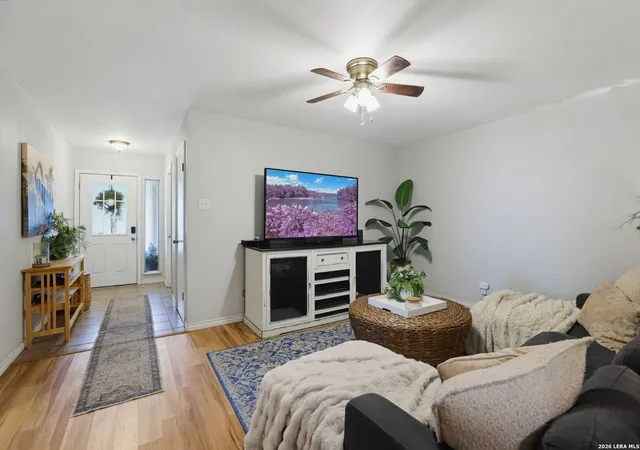 2nd image of 1502 Eichen Rd, New Braunfels, TX 78130 | MLS# 1995444