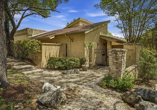 Photo 4 of Single family home for sale at 3800 E Songbird, San Antonio, TX 78229 | MLS# 1995461 | Listing updated on 2026-07-07