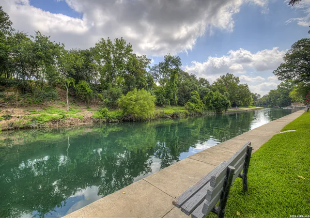 1st image of 500 N Market # 105, New Braunfels, TX 78130 | MLS# 1995534