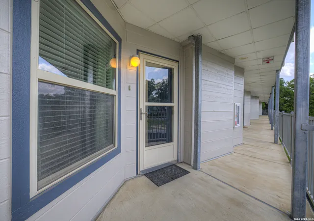 27th image of 500 N Market # 105, New Braunfels, TX 78130 | MLS# 1995534