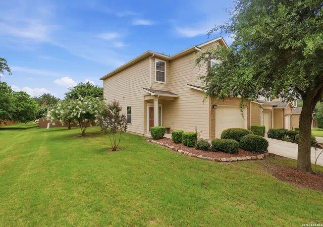 Photo 2 of Sale Pending at 3903 Paradiso Loop, San Antonio, TX 78260 | MLS# 1995591 | Listing updated on 2026-09-10