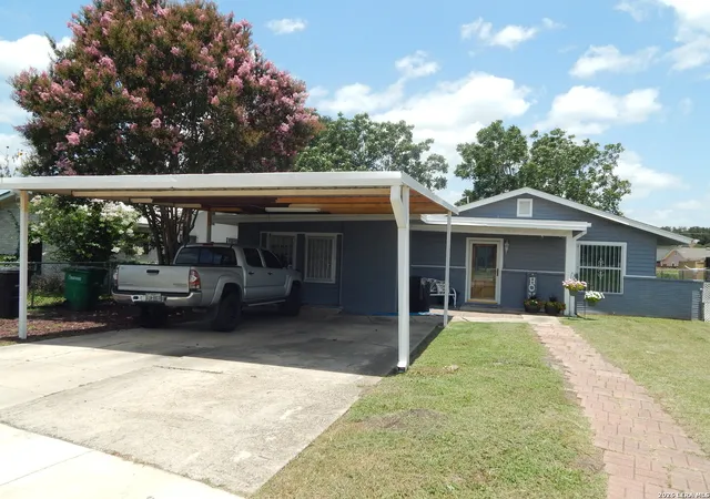 Photo 1 of Single family home for sale at 1807 Ann Arbor Dr, San Antonio, TX 78224 | MLS# 1995601 | Listing updated on 2026-07-07