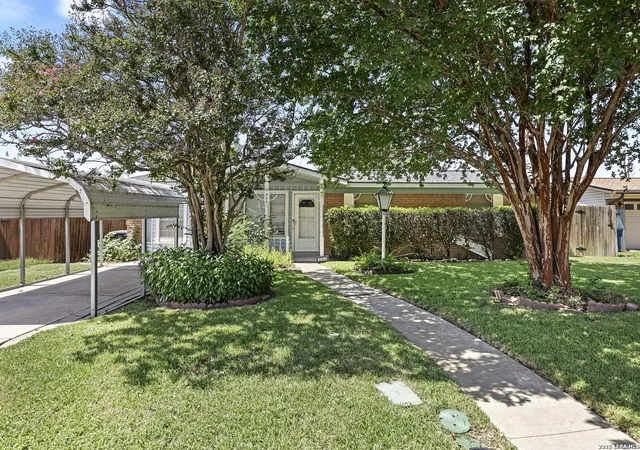 Photo 3 of Sale Pending at 339 Covina Ave, San Antonio, TX 78218 | MLS# 1995610 | Listing updated on 2026-09-07