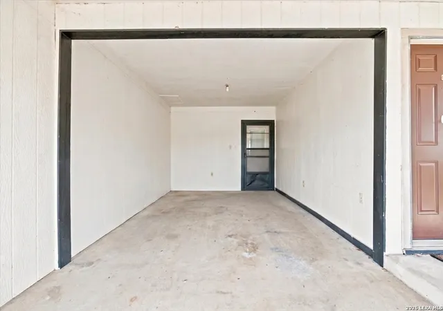 Homes for sale in Kenedy, TX | 319 Hackberry St, Kenedy, TX 78119 | MLS# 1995649