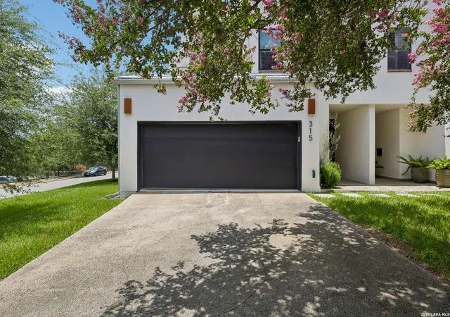 Photo 3 of Condo for sale at 315 Cleveland Ct #D, San Antonio, TX 78209 | MLS# 1995651 | Listing updated on 2026-07-19