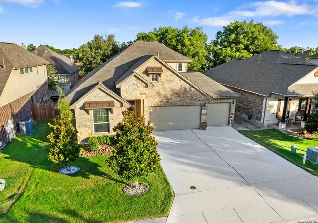 Photo 1 of Single family home for sale at 516 Pecan Farms, New Braunfels, TX 78130 | MLS# 1995674 | Listing updated on 2026-09-20