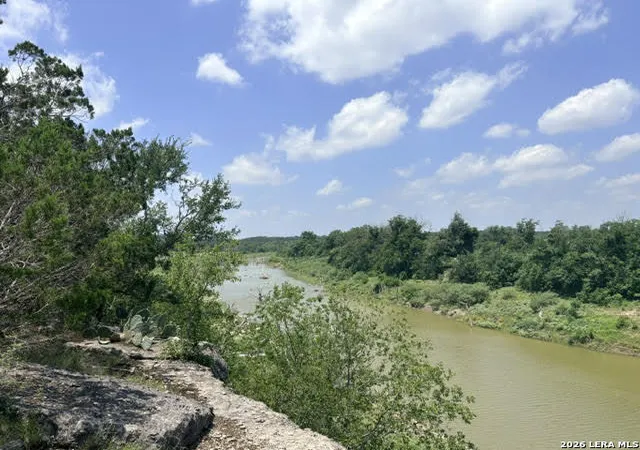 2nd image of 359 River Cliff Pl, Spring Branch, TX 78070 | MLS# 1995677