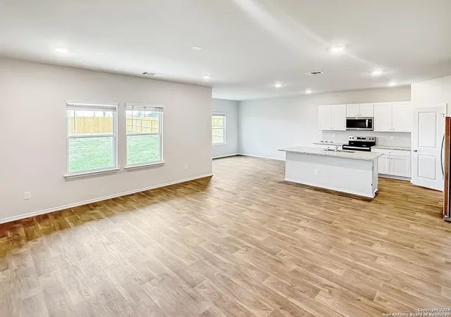 2nd image of 4958 Cork Crossing, New Braunfels, TX 78130 | MLS# 1995695