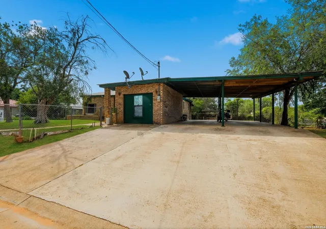 Photo 3 of Single family home for sale at 710 Storey, Cotulla, TX 78014 | MLS# 1995704 | Listing updated on 2026-09-06