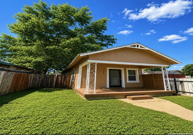 Homes for sale in San Antonio, TX | 2216 San Fernando St, San Antonio, TX 78207 | MLS# 1995709