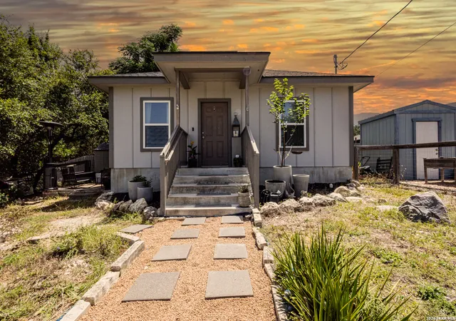 1st image of 1260 Mountain View Dr, Canyon Lake, TX 78133 | MLS# 1995714