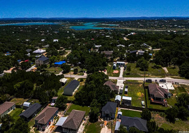 25th image of 1260 Mountain View Dr, Canyon Lake, TX 78133 | MLS# 1995714