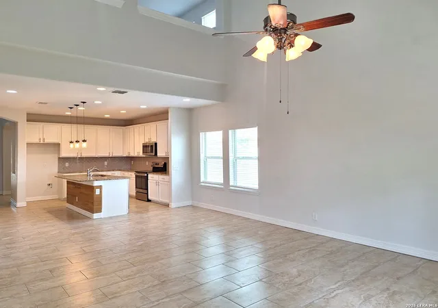 Homes for sale in Cibolo, TX | 5801 Devonwood St, Cibolo, TX 78108 | MLS# 1995724