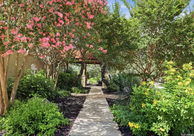 Photo 3 of Mansion for sale at 105 Rock Squirrel, Shavano Park, TX 78231 | MLS# 1995726 | Listing updated on 2026-08-14