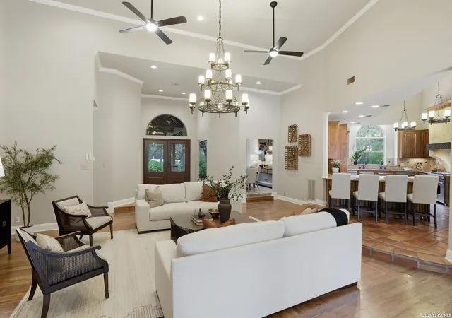 Photo 1 of Mansion for sale at 105 Rock Squirrel, Shavano Park, TX 78231 | MLS# 1995726 | Listing updated on 2026-10-08