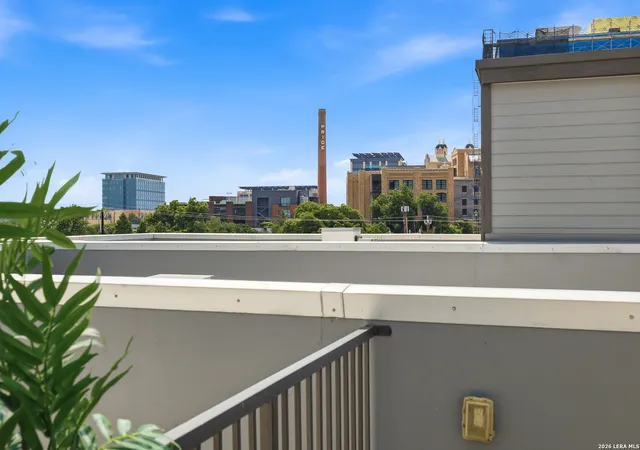 34th image of 808 E Myrtle St, San Antonio, TX 78212 | MLS# 1995730