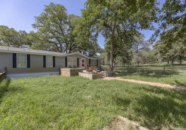 Homes for sale in Stockdale, TX | 111 Longhorn Rd, Stockdale, TX 78160 | MLS# 1995750