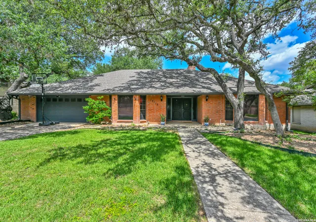 Homes for sale in San Antonio, TX | 13115 N Hunters Cir, San Antonio, TX 78230 | MLS# 1995758
