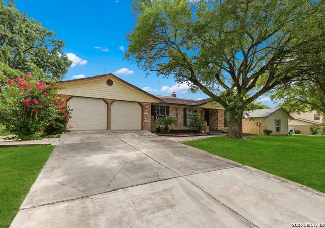 Photo 3 of Sale Pending at 323 Madrid, Universal City, TX 78148 | MLS# 1995780 | Listing updated on 2026-08-13