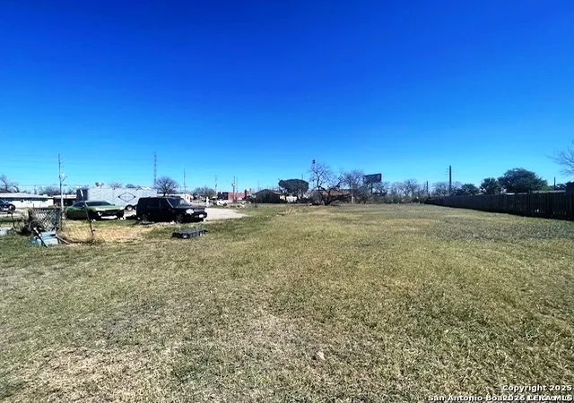 Photo 2 of Land for sale at 2122 E Southcross Blvd, San Antonio, TX 78223 | MLS# 1995781 | Listing updated on 2026-07-11